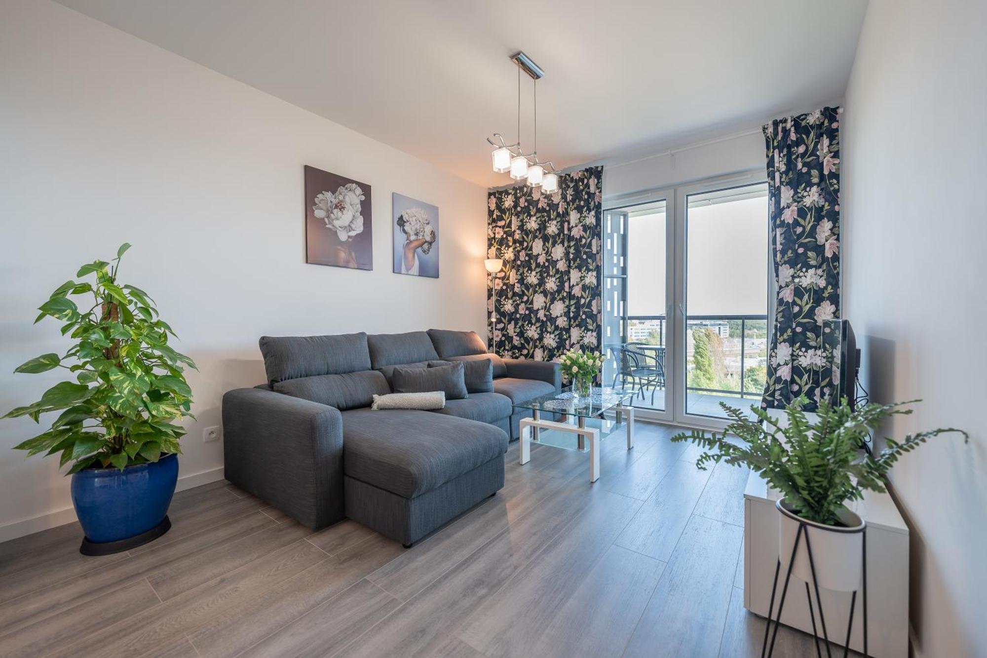 Apartamenty Tespis - Francuska Atal Park II Катовице Екстериор снимка
